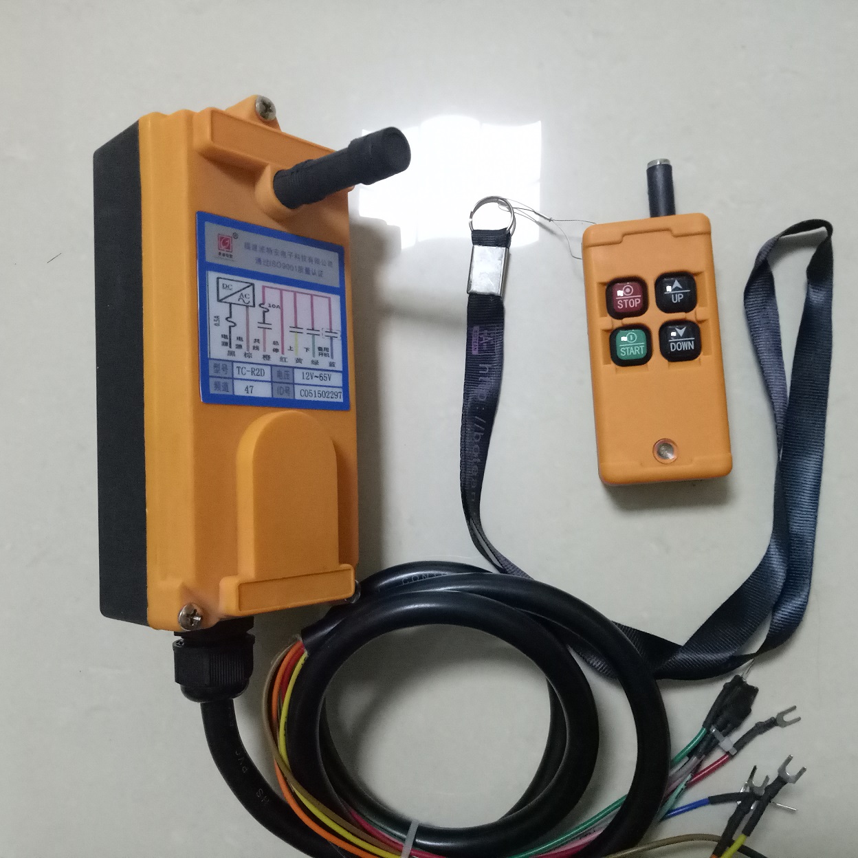 TC-R2D兩路工業(yè)無線遙控器、農(nóng)機遙控器